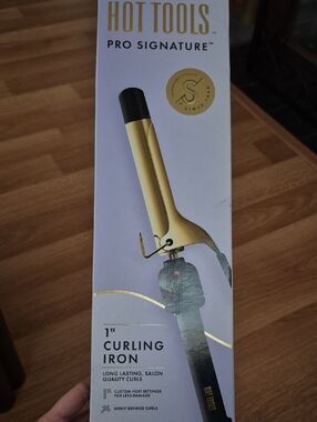 Hot Tools Pro Signature 1" Gold Curling Iron New In Box